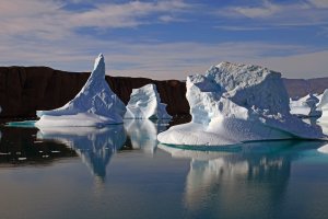 Icebergs dans le détroit de l'île Rouge - 11 août 2010.