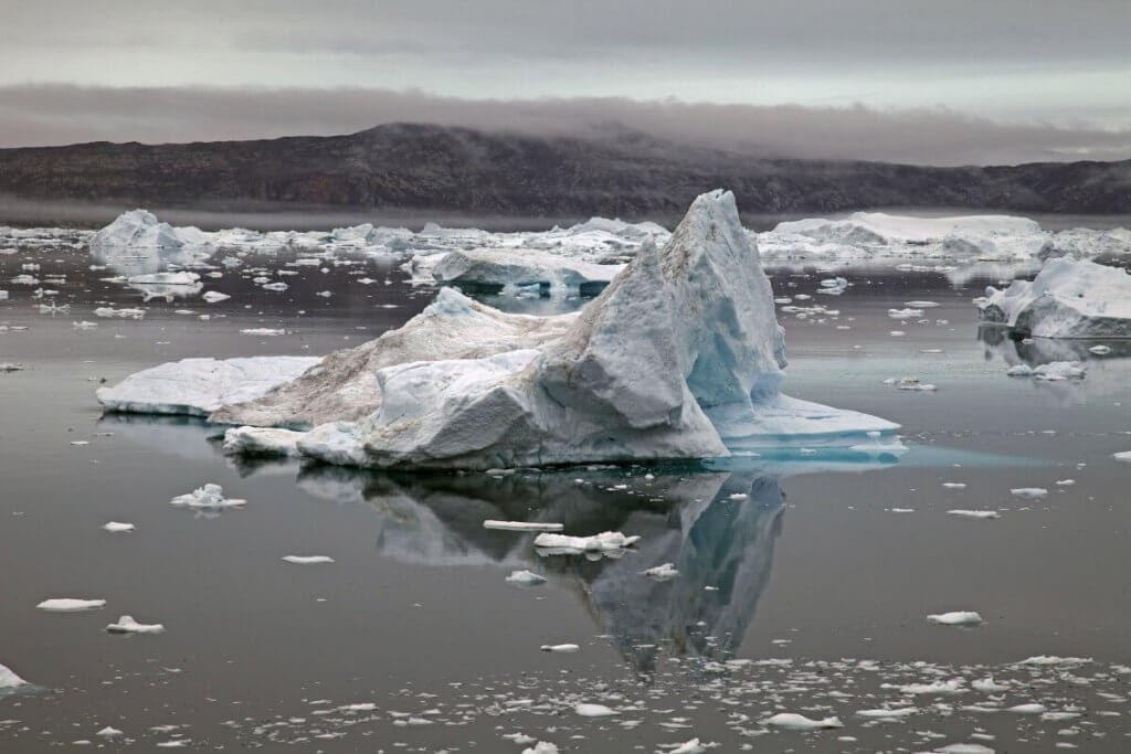 Upernavik-Kullorsuaq 2012 - Vue depuis le camp 18 le 19 août 2012.