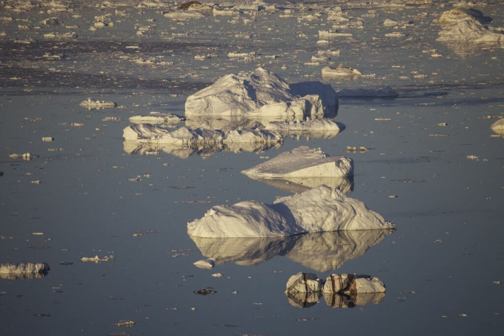 Traversée Upernavik-Kullorsuaq - Au-dessus du camp 21 le 23 août 2012.