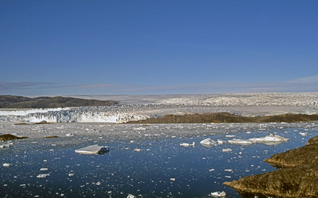 Le front de la calotte de glace vu de la balade au-dessus du camp 9 le 8 août 2007. 