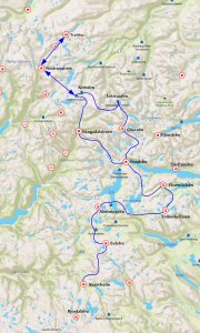 Itinéraire du raid d'avril-mai 2017 dans le Jotunheimen et le Skarvheimen. Les flèches indiquent des aller-retour