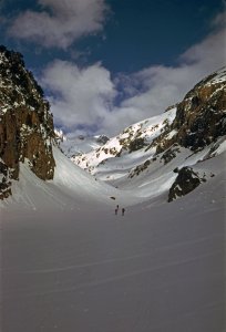 Montée de la vallée de Remuñe - Avril 1974.